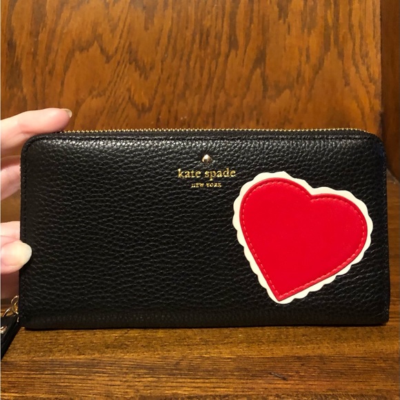 NWT-Kate Spade-Yours Truly Heart Appliqué-Lacey Lg Continental Zip Wallet-$198 - Picture 1 of 5